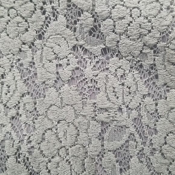 Ann Taylor green lace skirt - Picture 4 of 9